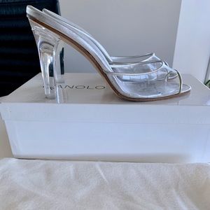 Manolo Blahnik Astuta Napa Silver Lucite Mule